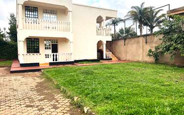 Serviced 2 Bed Apartment with En Suite at Nyari