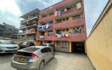 10 Bed Apartment with Parking in Embakasi
