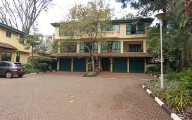 2 Bed Apartment with En Suite at