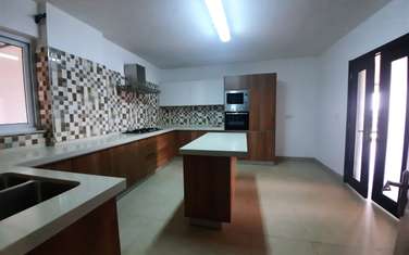 Serviced 3 Bed Apartment with Balcony in Kilimani