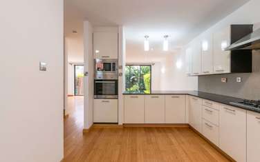 4 Bed Townhouse with En Suite in Thika Road