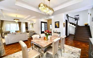 5 Bed Townhouse with En Suite at Amboseli Road