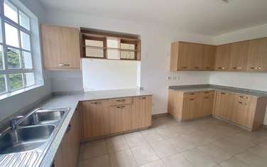3 Bed Apartment with En Suite in Lavington