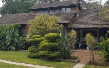 3 Bed House with En Suite in Lavington