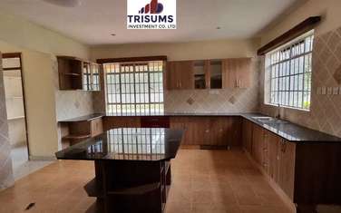 5 Bed Townhouse with Garage in Loresho