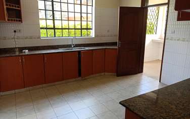 4 Bed Townhouse with Swimming Pool at Fourways Junction