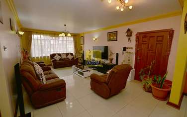 3 Bed Apartment with Lift in Parklands
