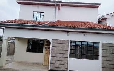 4 Bed Townhouse with En Suite in Ongata Rongai