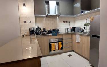 Serviced 1 Bed Apartment with En Suite in Riverside