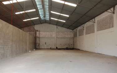 780 m² Warehouse with Cctv in Kikambala