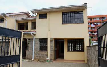 4 Bed Townhouse with En Suite in Embakasi