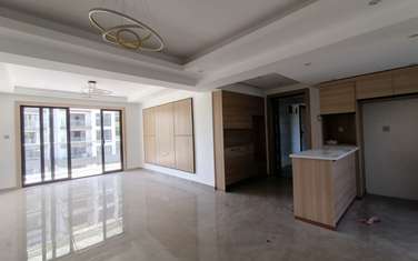 3 Bed Apartment with En Suite in Riverside