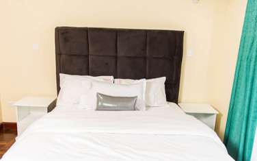 Serviced 1 Bed Apartment with Aircon at Westlands