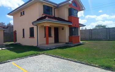 3 Bed House with En Suite at Acacia