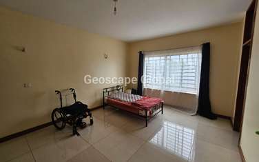 3 Bed Apartment with En Suite in Riverside
