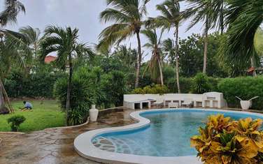 4 Bed Villa with En Suite in Malindi