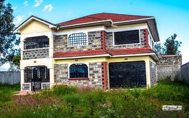 4 Bed House with En Suite at Pipeline