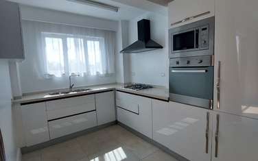 Serviced 1 Bed Apartment with En Suite at Rhapta Rd
