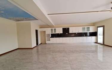 2 Bed Apartment with En Suite at 1St Avenue Nyali