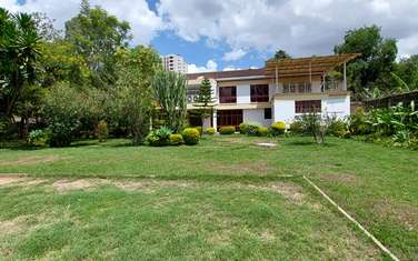 7 Bed House with En Suite at Gem  Lane