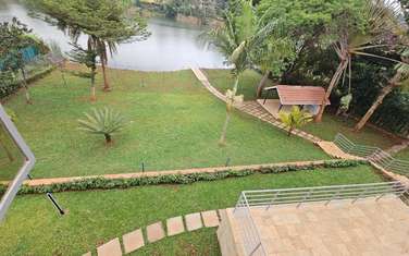 4 Bed House with En Suite at Nyari