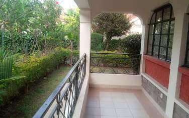 3 Bed Townhouse with En Suite at Near Galleria