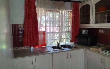 2 Bed House with En Suite in Rosslyn