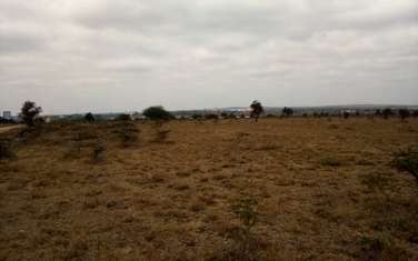 Land for sale in Isinya
