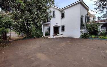 5 Bed House with Garden in Muthaiga