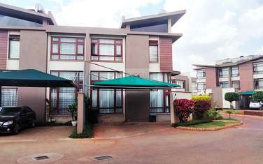 4 Bed House with Garage in Langata