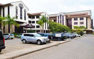 3,000 ft² Office with Service Charge Included at Lenana Road