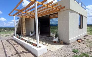 2 Bed House with En Suite at Tinga