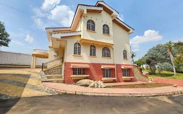 5 Bed House with En Suite at Loresho