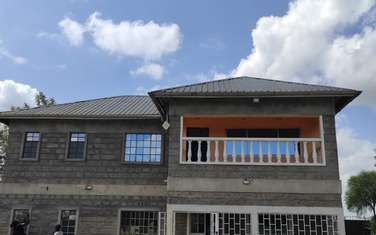 4 Bed House with En Suite at Maasai Lodge