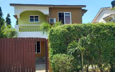 4 Bed Townhouse with En Suite at Bandari Villas