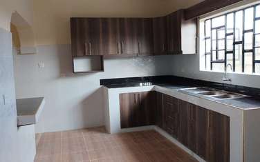 4 Bed House with En Suite at Yukos