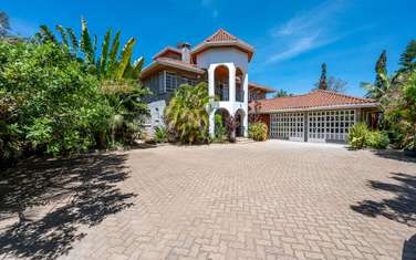 7 Bed House with En Suite at Bogani Road