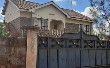 4 Bed House  in Kenyatta Road