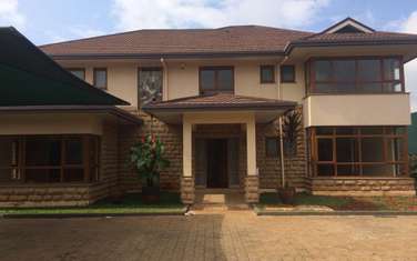 5 bedroom villa for rent in Runda