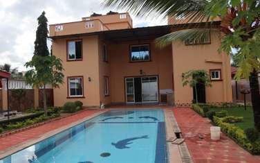4 Bed House with Swimming Pool in Nyali Area