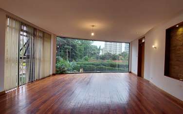 4 Bed Apartment with En Suite at General Mathenge