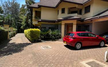 5 Bed House with En Suite at Apple Cross Road