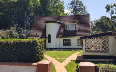 3 Bed House with En Suite at Rosslyn Road