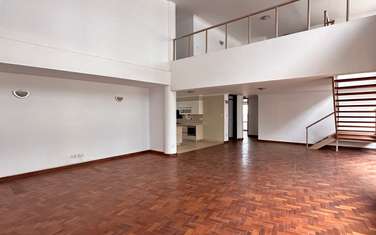 4 Bed Apartment with En Suite in Riverside
