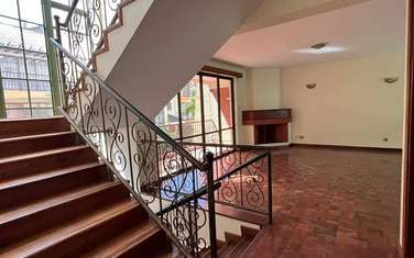 4 Bed Townhouse with En Suite in Kileleshwa