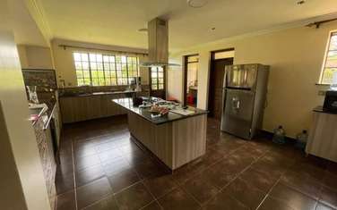 4 Bed Townhouse with En Suite in Rosslyn