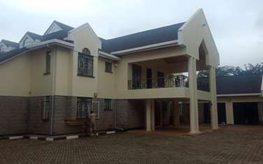 6 Bed Townhouse with En Suite in Runda