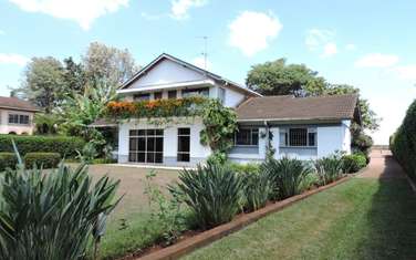 4 Bed House with En Suite in Loresho