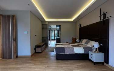 4 Bed House with En Suite in Lavington