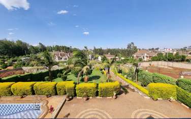 6 Bed Villa with En Suite in Runda